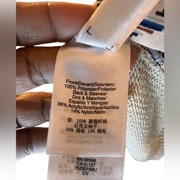 DKNY Women’s Mixed Media Top - Size Medium - Beige with Chevron Design - Picture 4 of 6